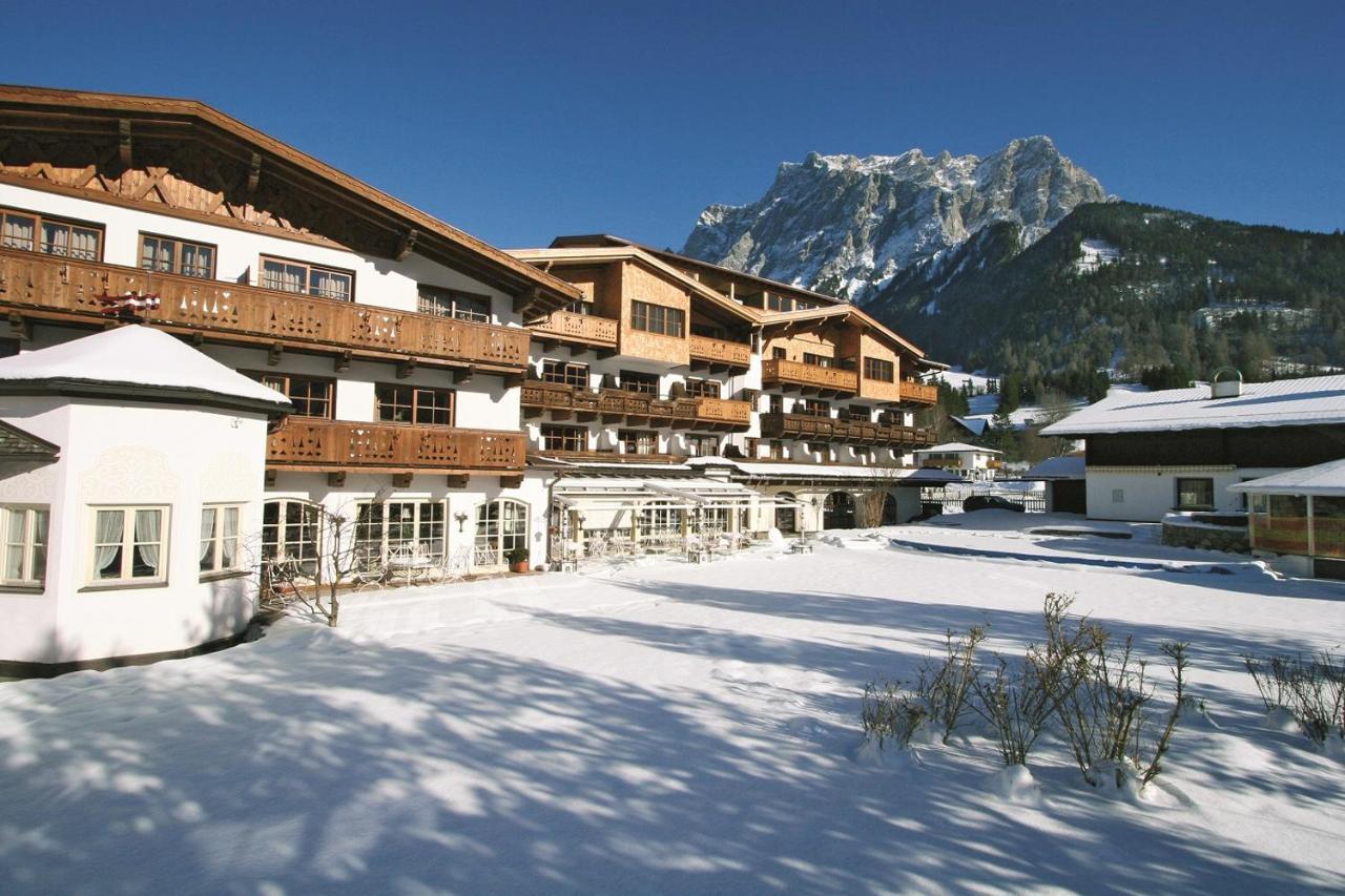 Hotel Tirolerhof - Familotel Zugspitze Ehrwald Exterior photo