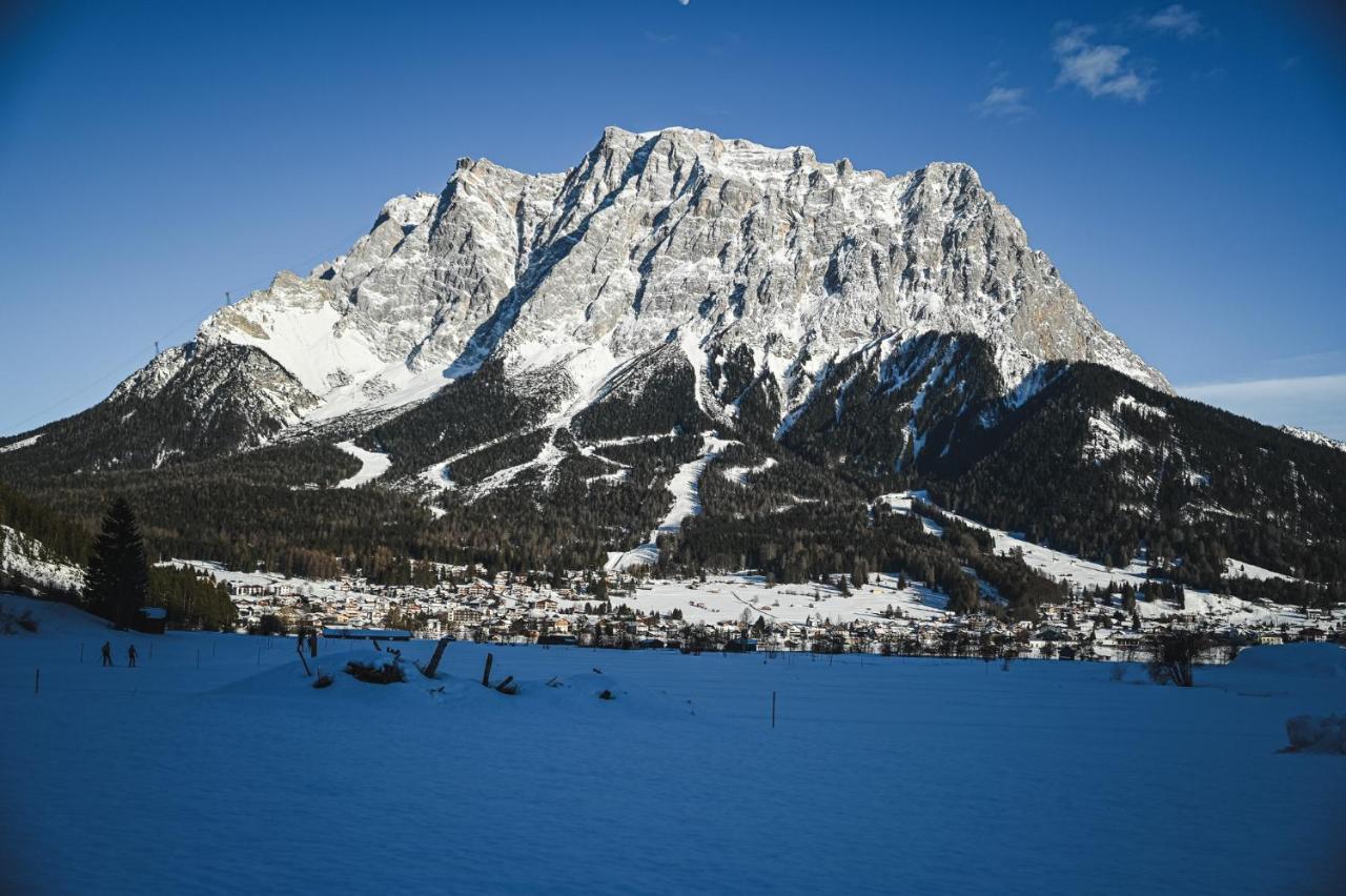 Hotel Tirolerhof - Familotel Zugspitze Ehrwald Exterior photo