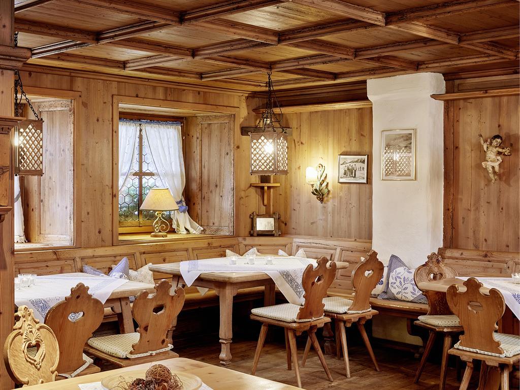 Hotel Tirolerhof - Familotel Zugspitze Ehrwald Exterior photo
